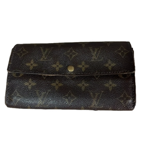 Louis Vuitton Sarah Long Wallet